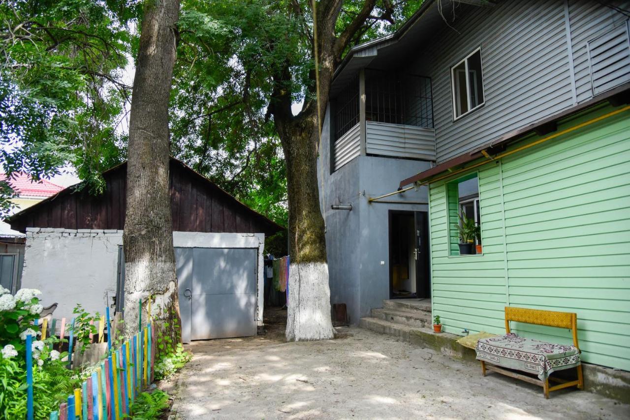 Almaty Hostel Dom Koktobe Exterior photo